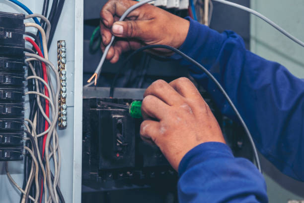 Best Local Electrician Companies  in Midlothian, VA